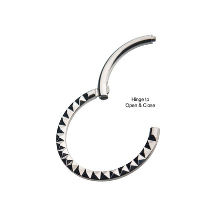 Invictus Titanium with Pyramid Design Front Facing Hinged Segment Clicker